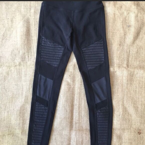 Alo yoga Moto leggings S - Picture 11 of 16